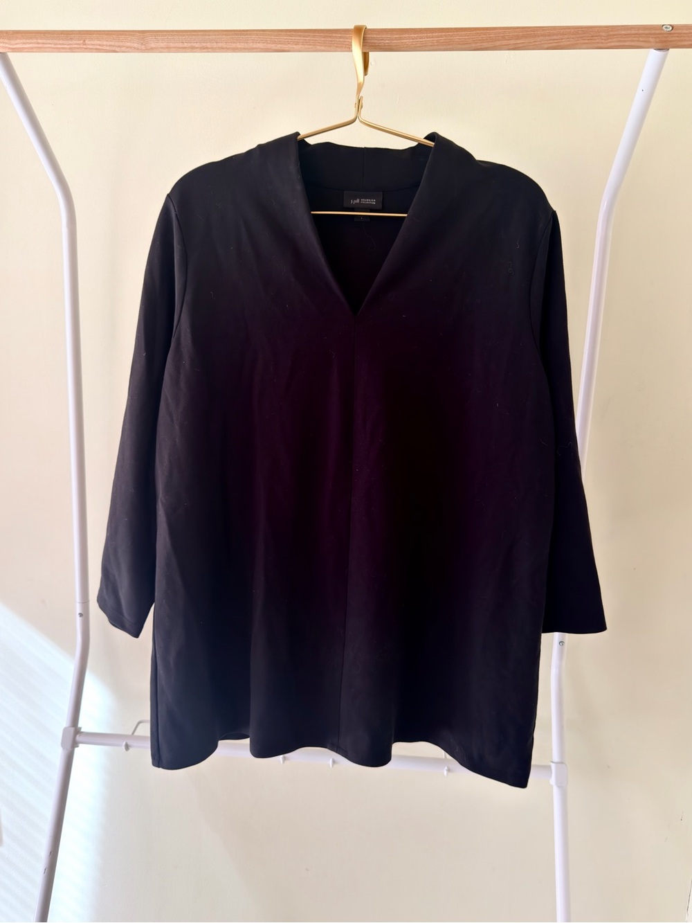 J.Jill wearever collection  Black V-Neck 3/4 Sleeve Tunic